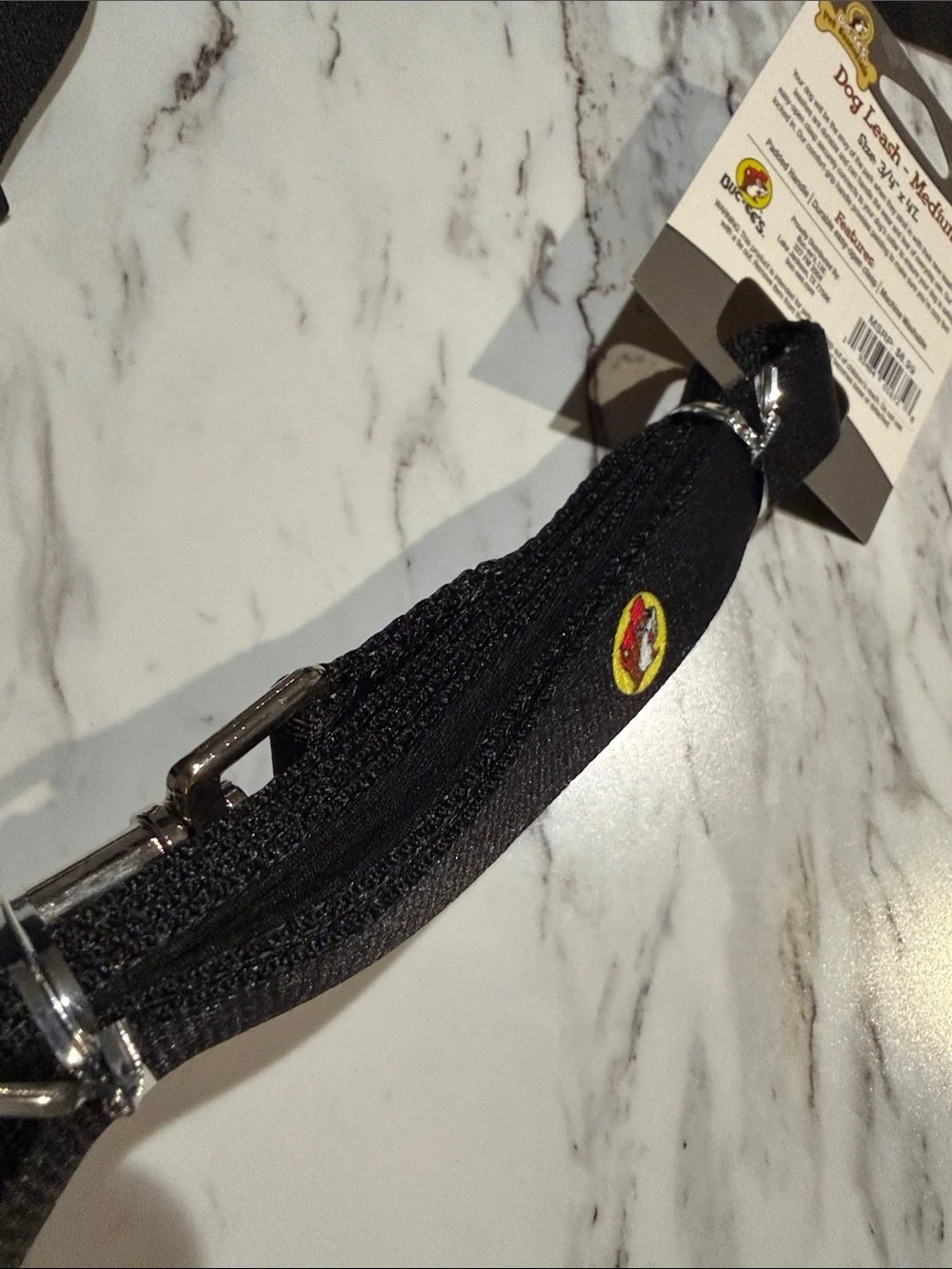 *New* Buc-ee’s Nylon dog Collar and matching Leash set Medium
